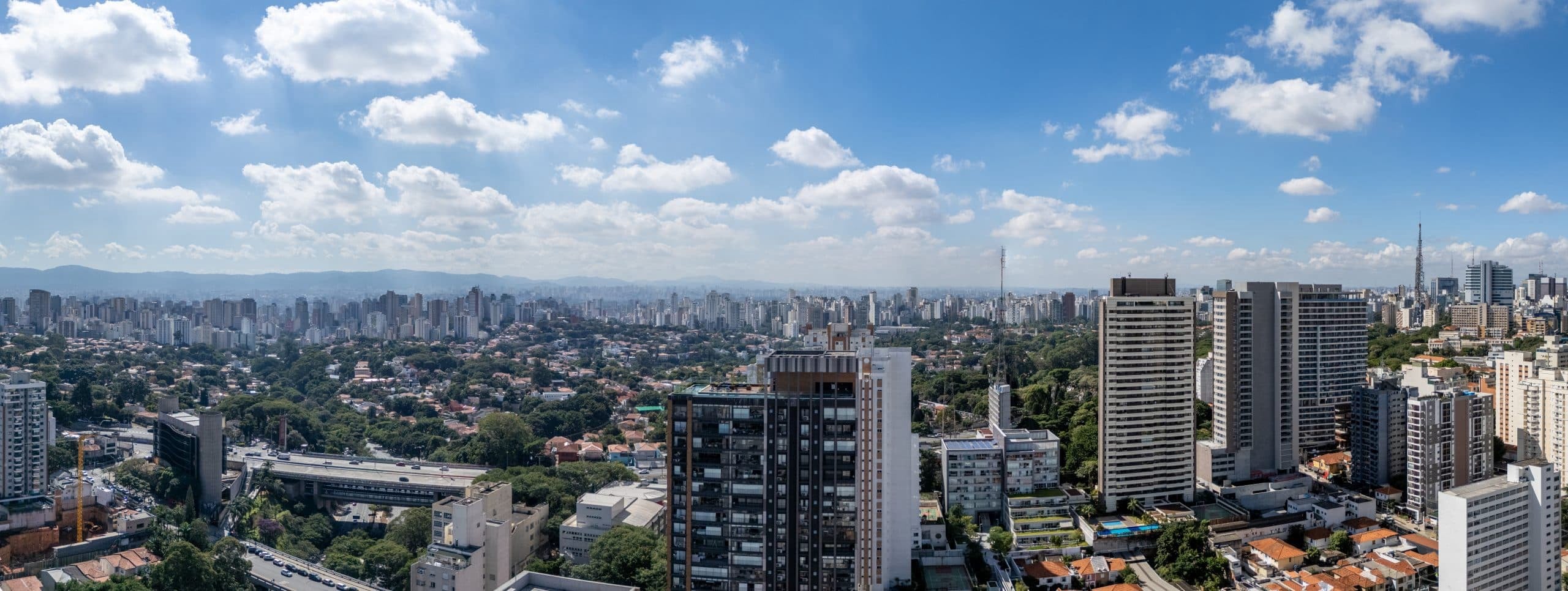 Naeem Pinheiros Mitre